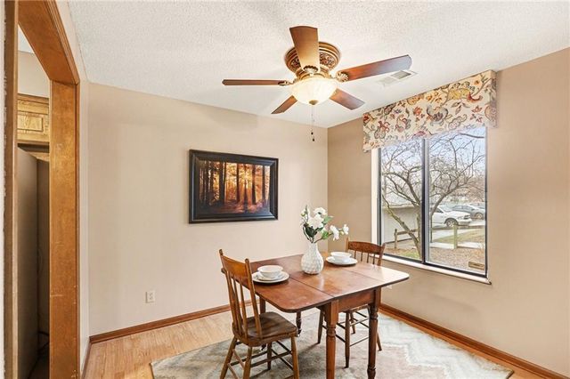 13821 W 58th Terrace 1, Shawnee, KS 66216