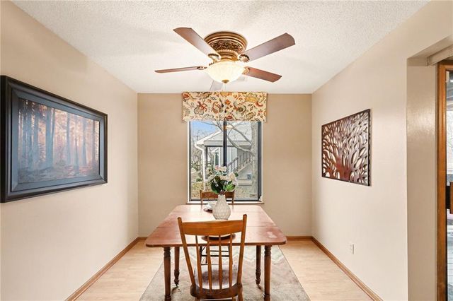 13821 W 58th Terrace 1, Shawnee, KS 66216