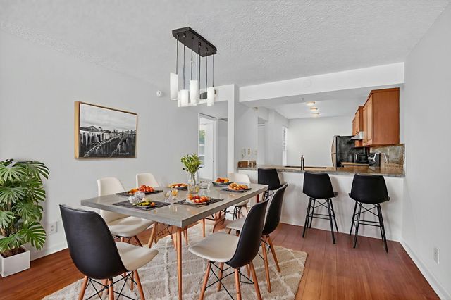 11 Royal Palm Way 3040, Boca Raton, FL 33432