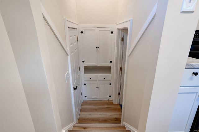 2004 E Riverside Drive, Evansville, IN 47714