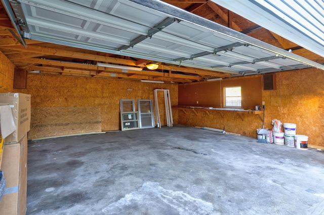 2004 E Riverside Drive, Evansville, IN 47714