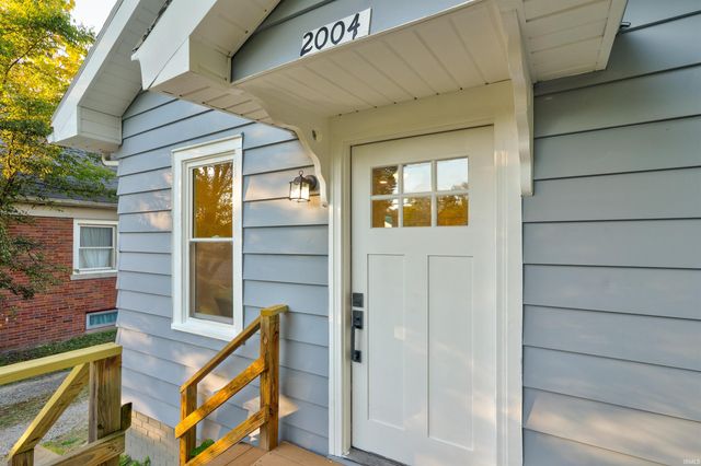 2004 E Riverside Drive, Evansville, IN 47714