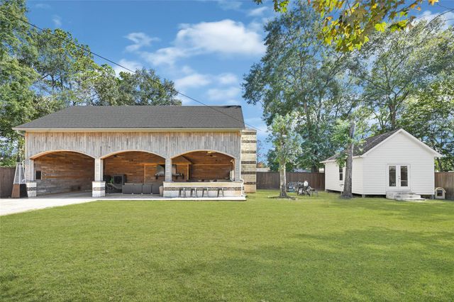 23892 Carpenter Bee, New Caney, TX 77357