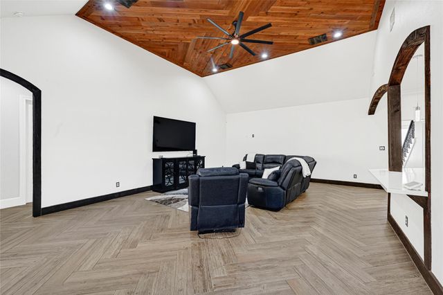 23892 Carpenter Bee, New Caney, TX 77357