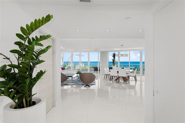 19955 NE 38th Ct 2205, Aventura, FL 33180