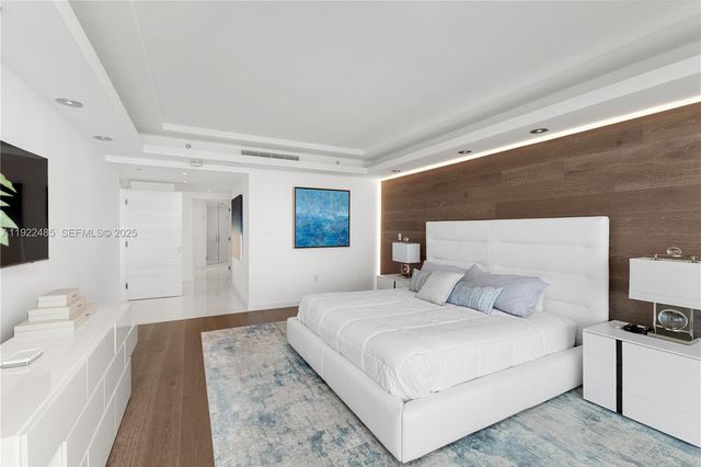 19955 NE 38th Ct 2205, Aventura, FL 33180