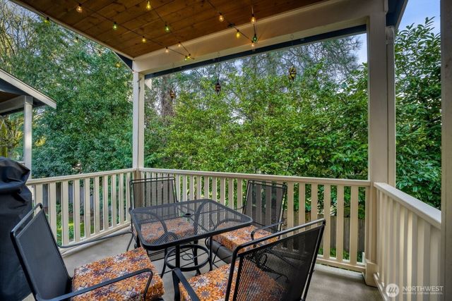 11740 Burke Avenue N, Seattle, WA 98133