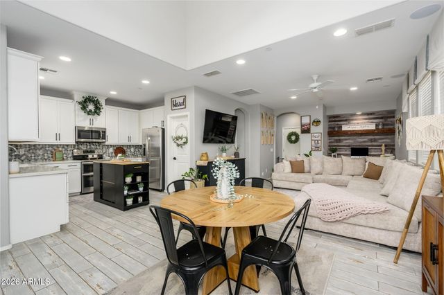 14870 W ENCANTO Boulevard 1095, Goodyear, AZ 85395