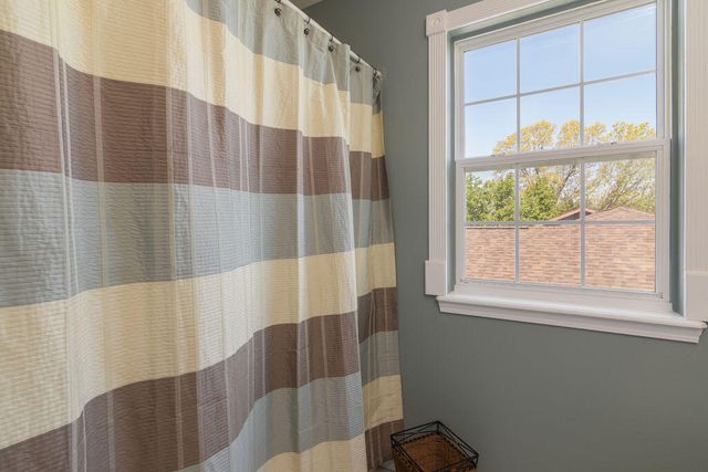 48 Irish Hills Boulevard, Kimberling City, MO 65686