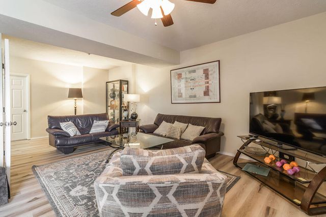 48 Irish Hills Boulevard, Kimberling City, MO 65686