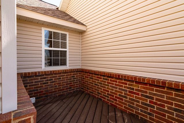 48 Irish Hills Boulevard, Kimberling City, MO 65686