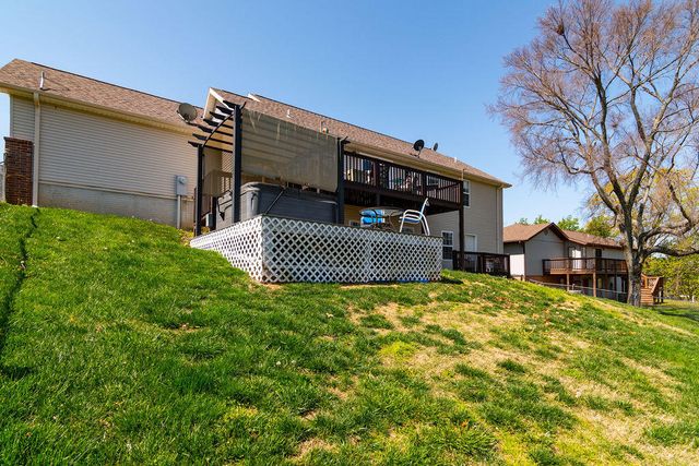 48 Irish Hills Boulevard, Kimberling City, MO 65686