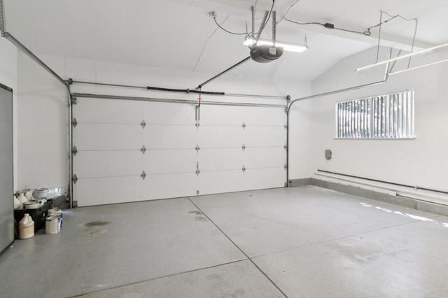 190 Granada Drive, Mountain View, CA 94043