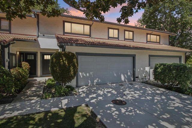 190 Granada Drive, Mountain View, CA 94043