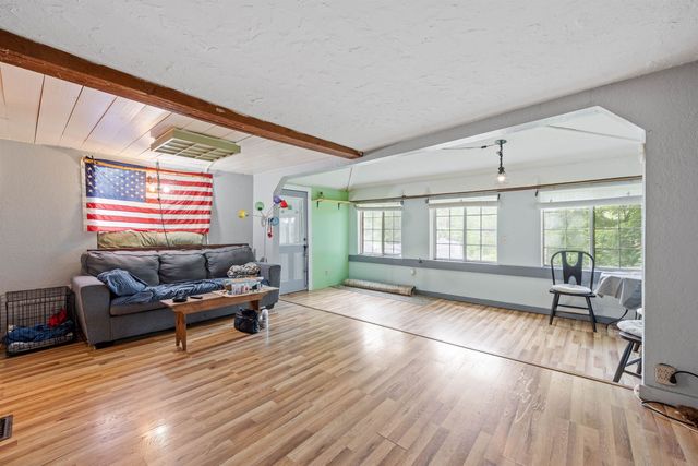 236 North Main Street, Franklin, NH 03235