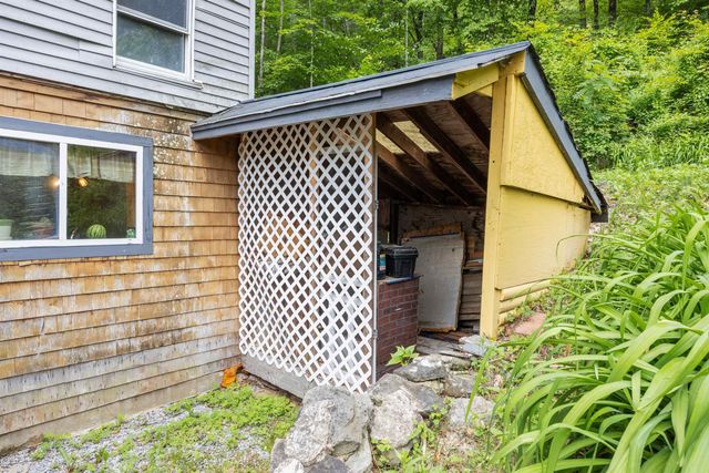 236 North Main Street, Franklin, NH 03235