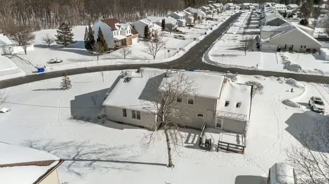 4753 East Highland Parkway, Hamburg, NY 14219