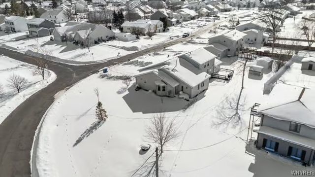 4753 East Highland Parkway, Hamburg, NY 14219