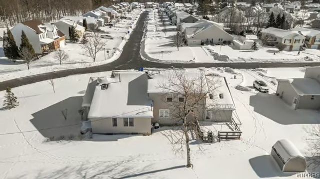 4753 East Highland Parkway, Hamburg, NY 14219