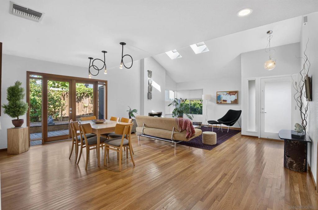 274 Sharp, Encinitas, CA 92024
