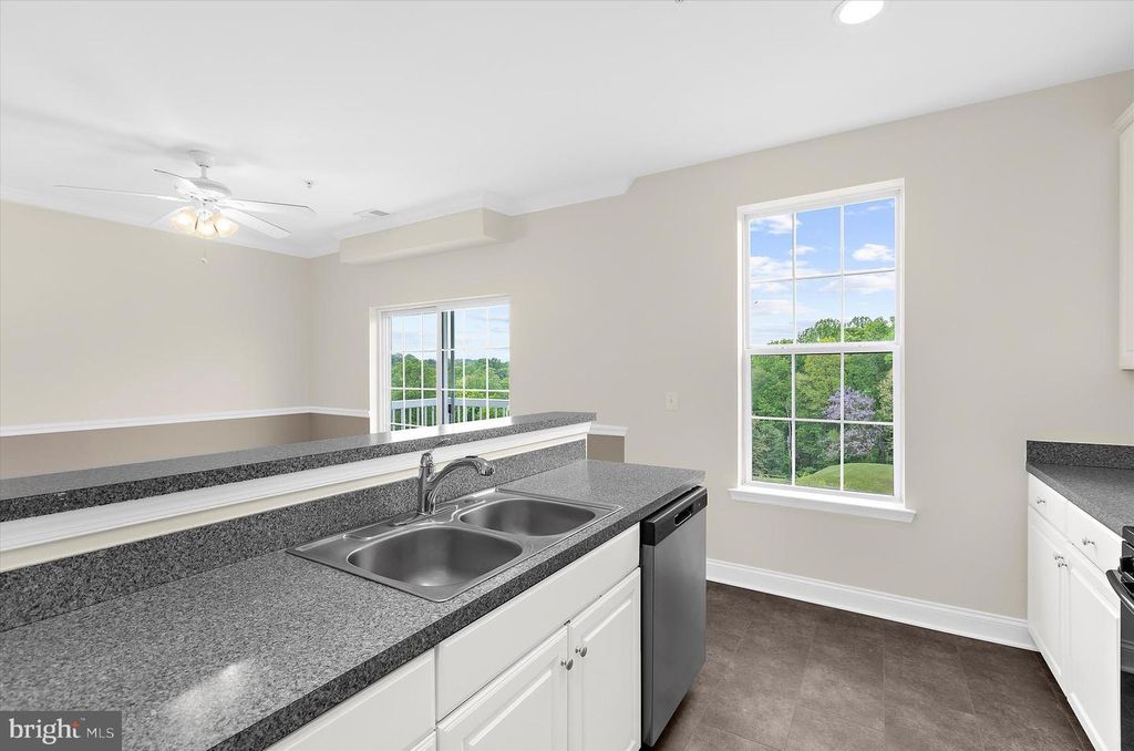 Image 15 of property listing at 1815 SELVIN DR #204, Bel Air, MD 21015