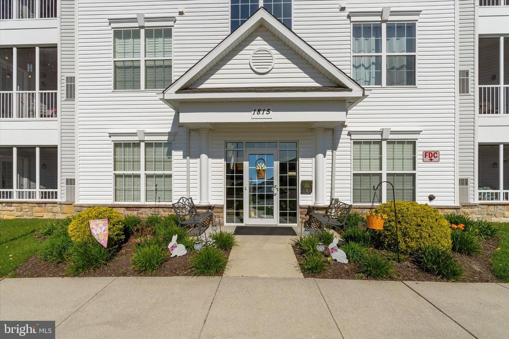Image 2 of property listing at 1815 SELVIN DR #204, Bel Air, MD 21015