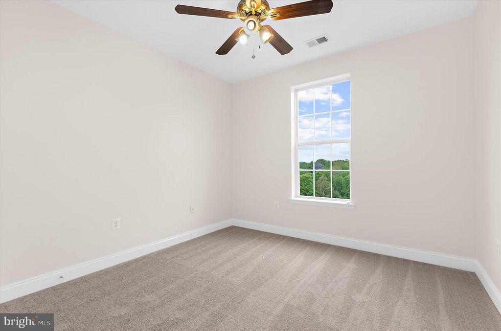 Image 21 of property listing at 1815 SELVIN DR #204, Bel Air, MD 21015