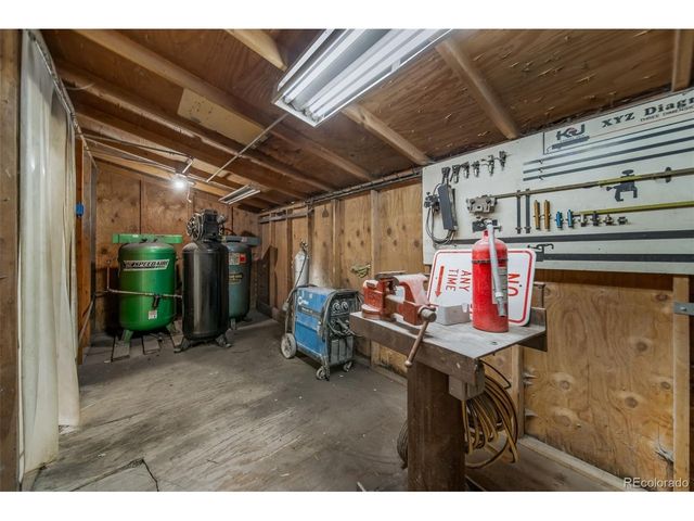 6275 W 16th Ave, Denver, CO 80214