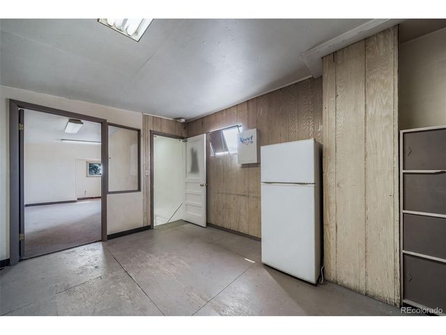 6275 W 16th Ave, Denver, CO 80214