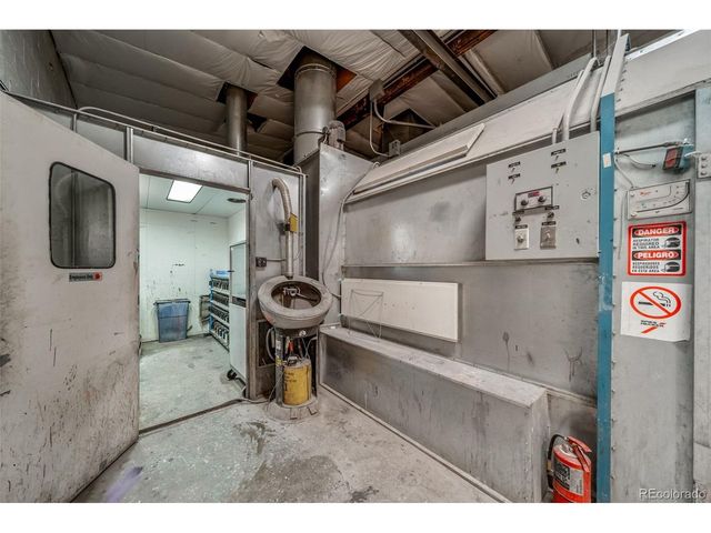 6275 W 16th Ave, Denver, CO 80214