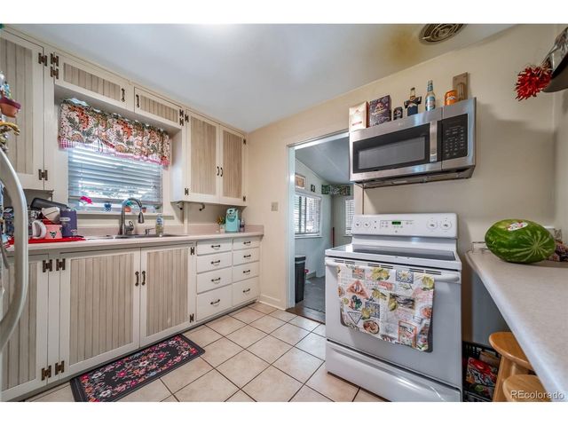 6275 W 16th Ave, Denver, CO 80214