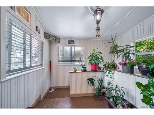 6275 W 16th Ave, Denver, CO 80214