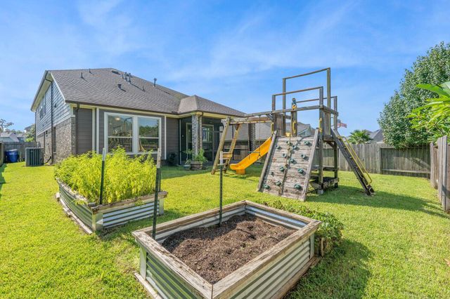 237 Catoti Cay Court, Conroe, TX 77304