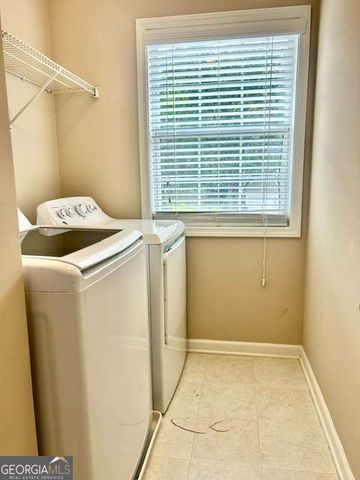 325 Stone Valley Xing, Canton, GA 30114
