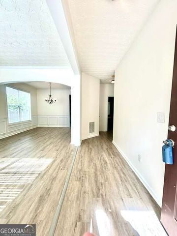 325 Stone Valley Xing, Canton, GA 30114