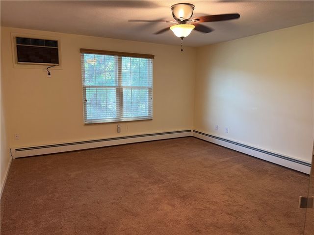 29 Swan Court, North Providence, RI 02904