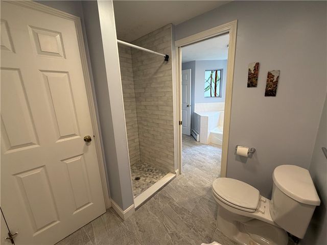 29 Swan Court, North Providence, RI 02904