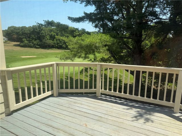 29 Swan Court, North Providence, RI 02904