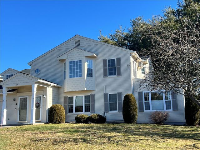 29 Swan Court, North Providence, RI 02904