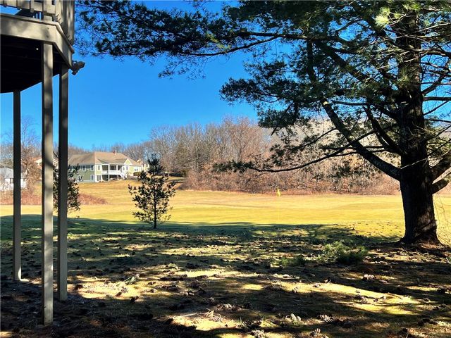 29 Swan Court, North Providence, RI 02904