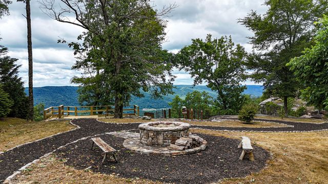 0 Crockett Point Lot 561, Jasper, TN 37347