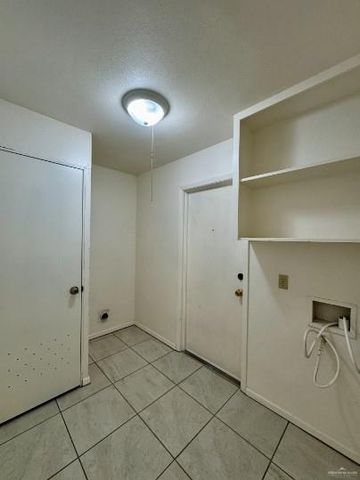 1104 Siesta Drive, Edinburg, TX 78539