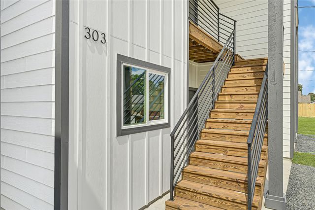 305 Bolden St Street, Houston, TX 77029