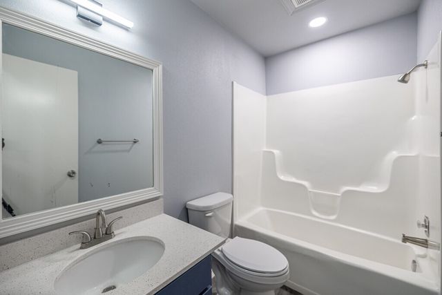 1701 N Lewis Avenue 2, Fayetteville, AR 72703