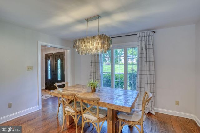 7 PIERSON DR, Hockessin, DE 19707