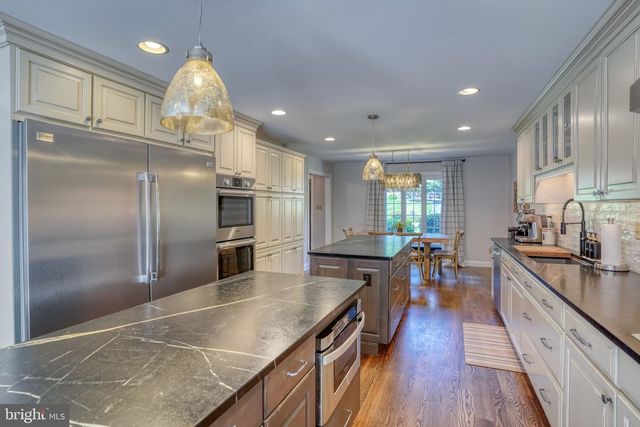 7 PIERSON DR, Hockessin, DE 19707