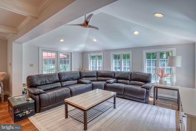7 PIERSON DR, Hockessin, DE 19707