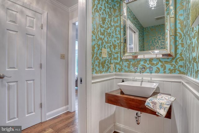 7 PIERSON DR, Hockessin, DE 19707