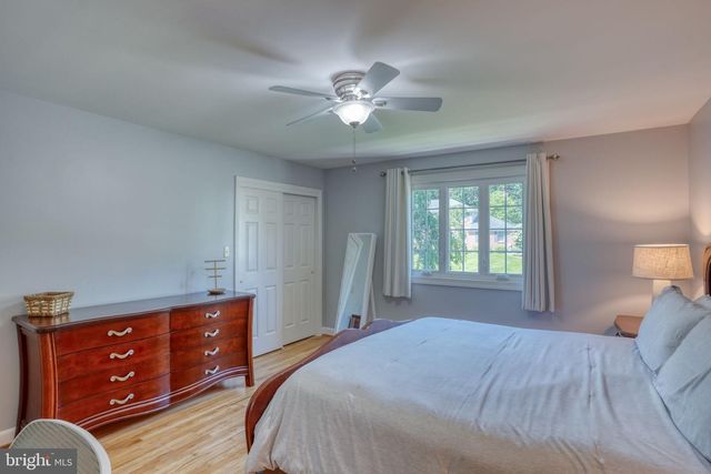 7 PIERSON DR, Hockessin, DE 19707