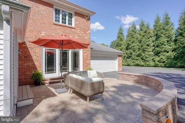 7 PIERSON DR, Hockessin, DE 19707